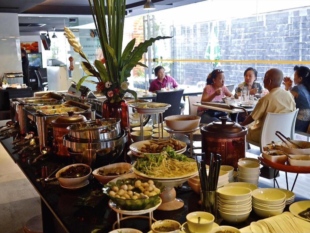 The Heritage Silom Hotel 4*