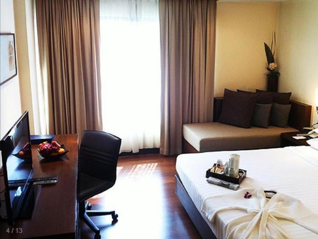 St. Hotel