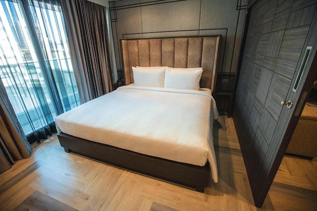 First Pride Hotel Bangkok