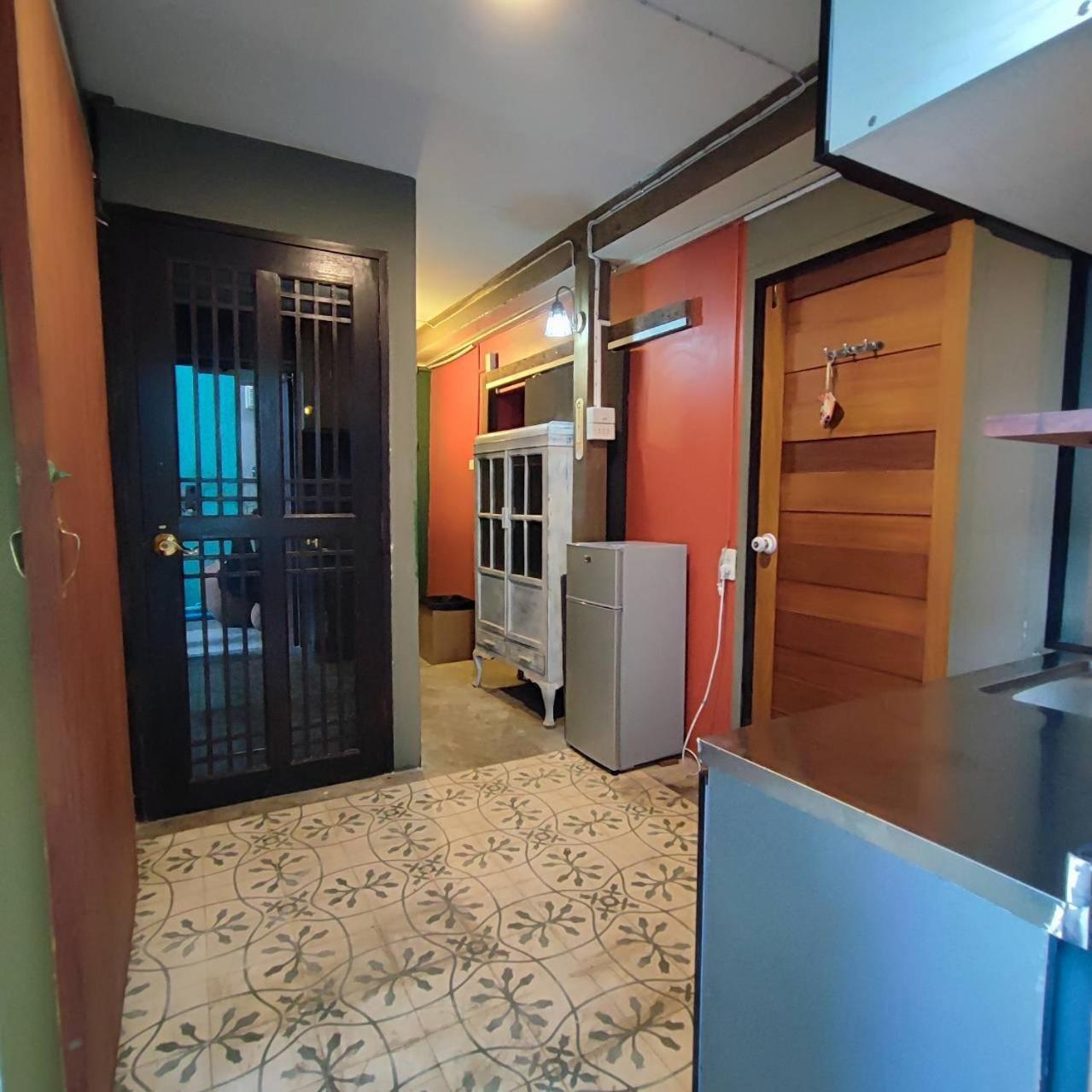 Non House บ้านนอนโฮสเทล Asrama Bangkok