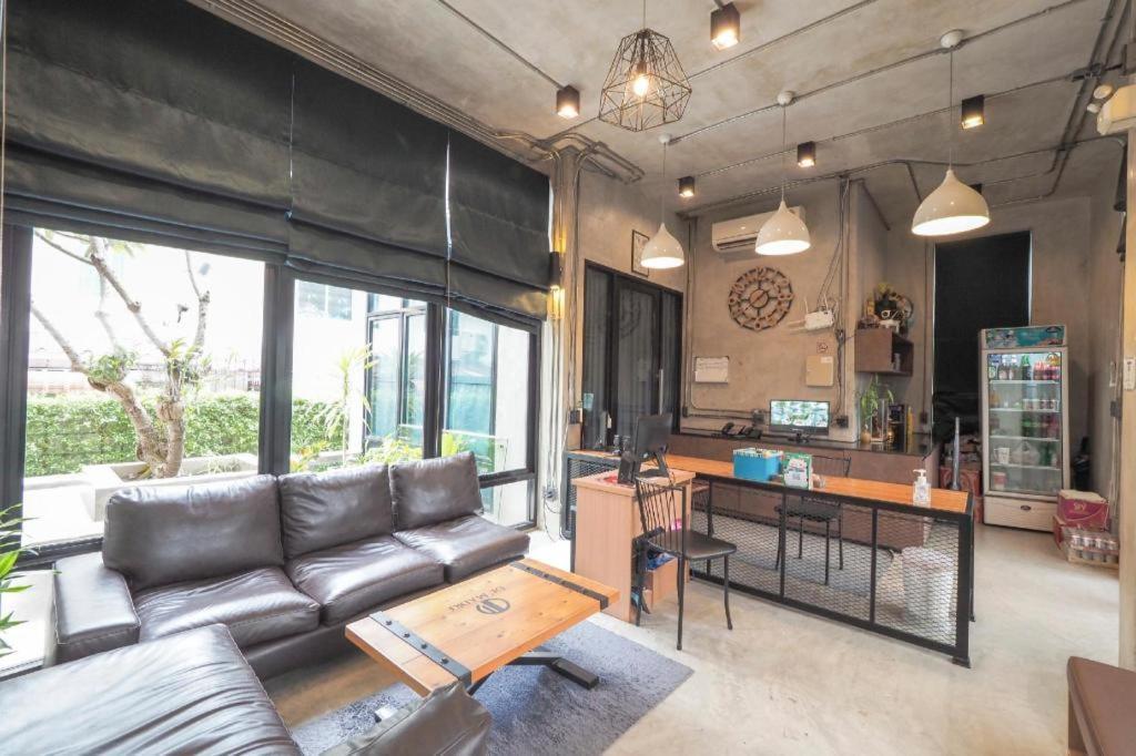 Hotel Oyo 75368 Demadre Bangkok