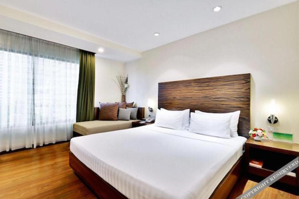 St. Hotel Bangkok