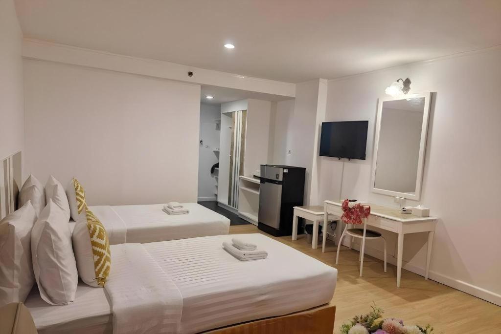 Town In Town Gardent Hotel Bangkok