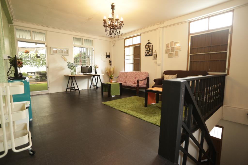 Tiger Lily Hostel *