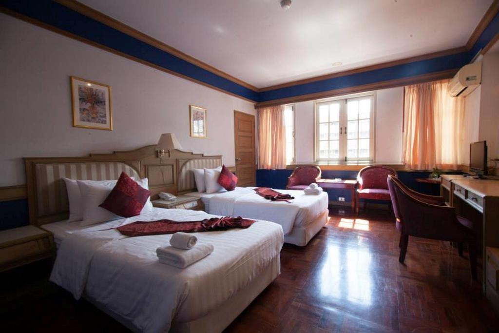 Hotel Suda Palace 3*
