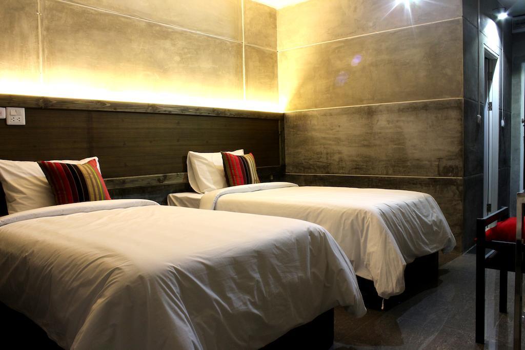 68 Hotel 3*