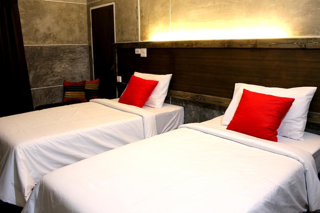 Hotel 68 3*