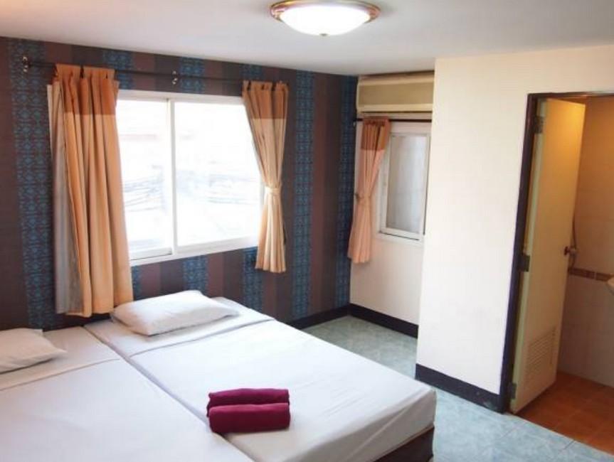 Hotel Four Sons