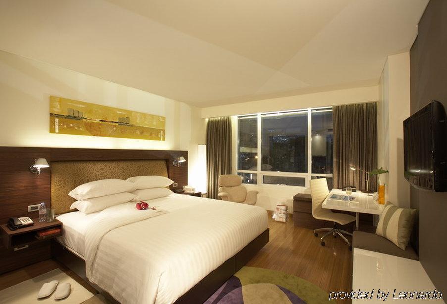 Nh Asoke Hotel