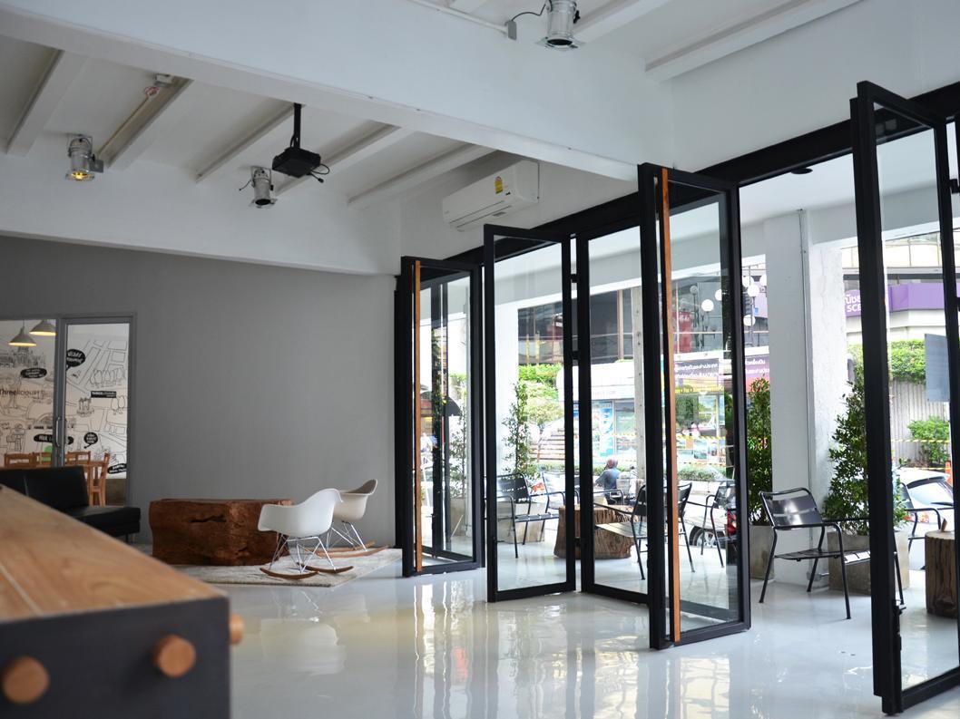 3howw @ Sukhumvit 21 Albergue
