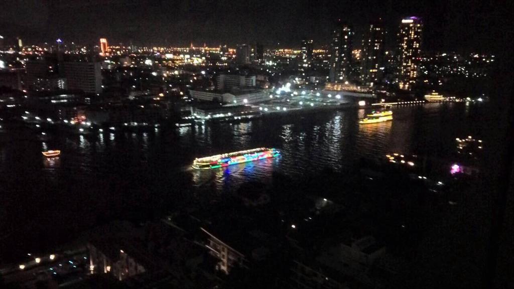 Baan Sathorn Riverfront Apartment