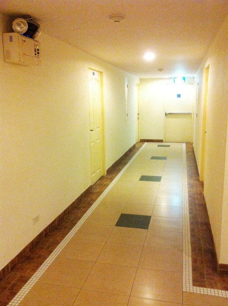 Area Sathorn *