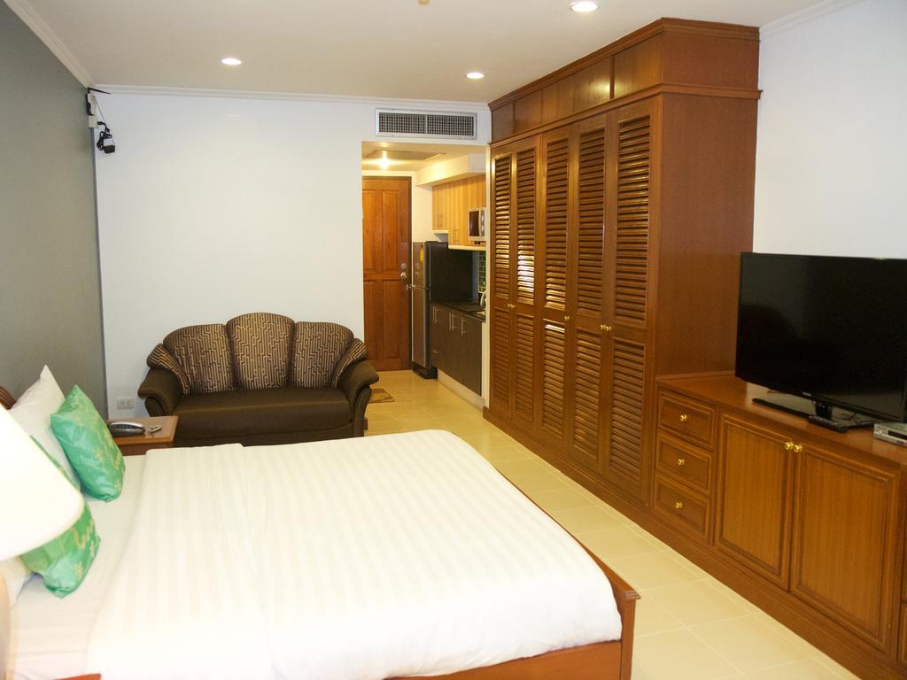 Omni Tower Syncate Suites Hotel 4*