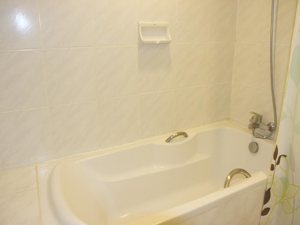 Hotel Omni Tower Syncate Suites Bangkok