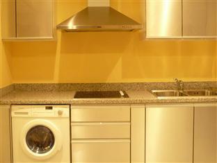Seven Place Executive Residences 3*