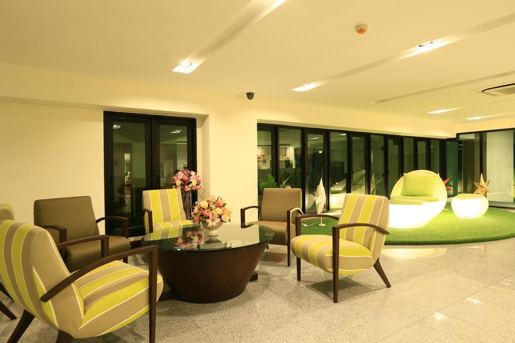 The Plimplace 2 Aparthotel 3*