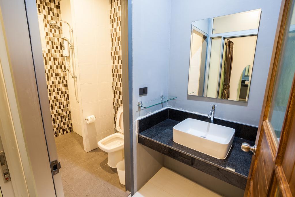 Hotel Admire Thonburi