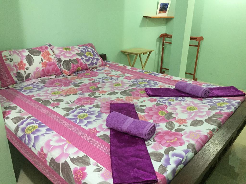 Ricos Honey Place Guesthouse