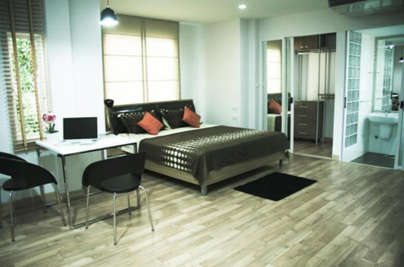 101 Sukhumvit Service Apartment 3*