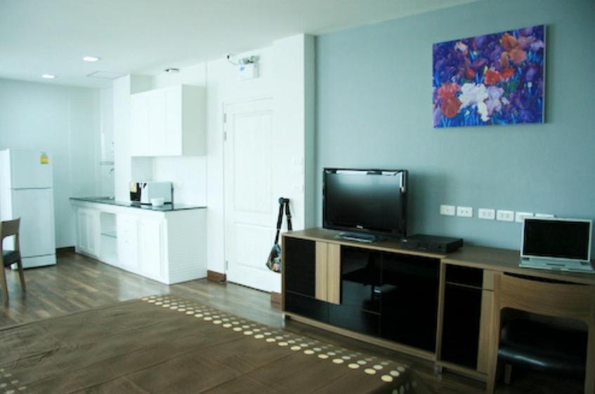 101 Sukhumvit Service Apartment