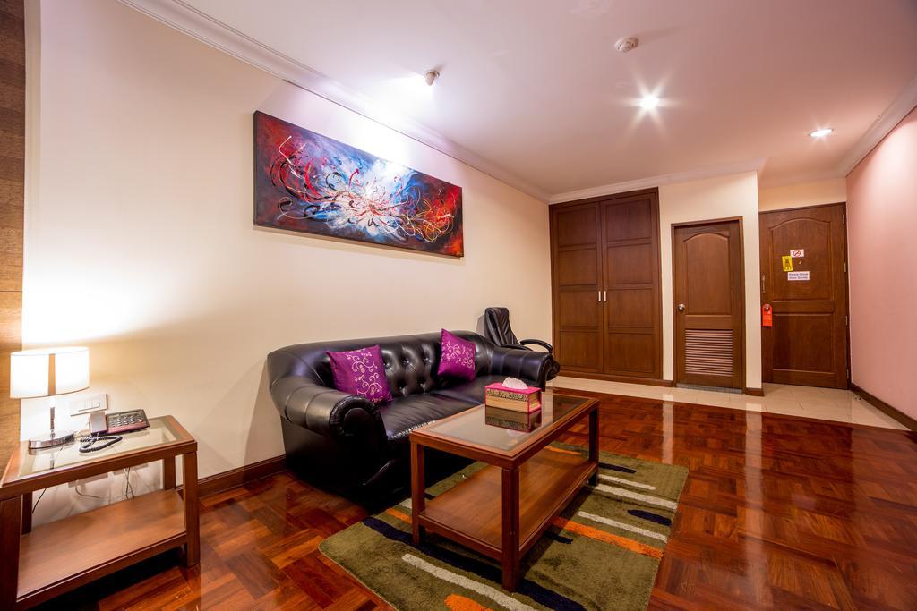 Hotel Triple 8 3*