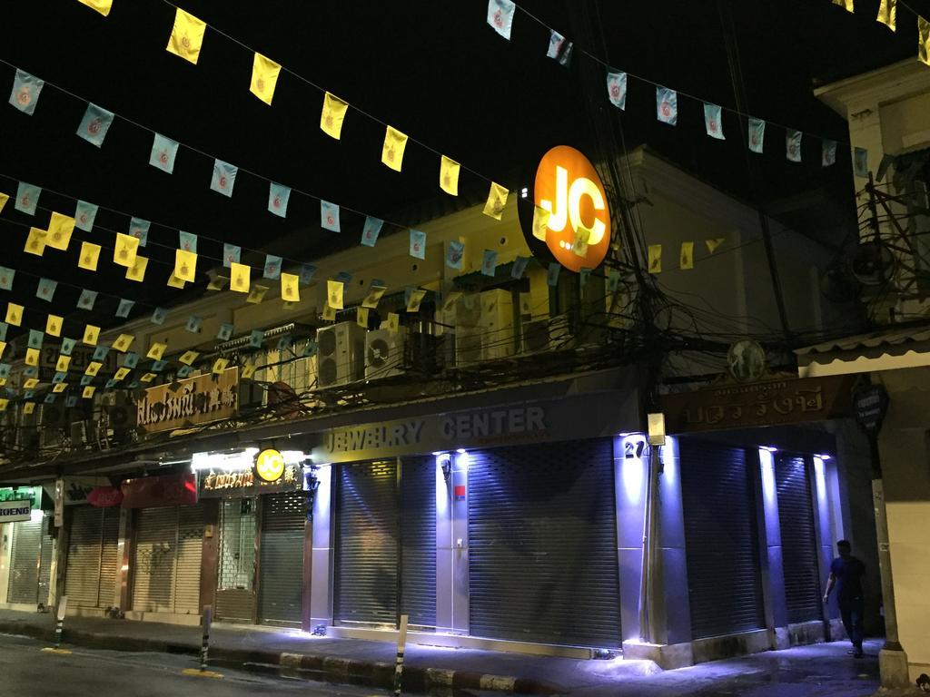 Honey Place Guesthouse,special Rate For Long