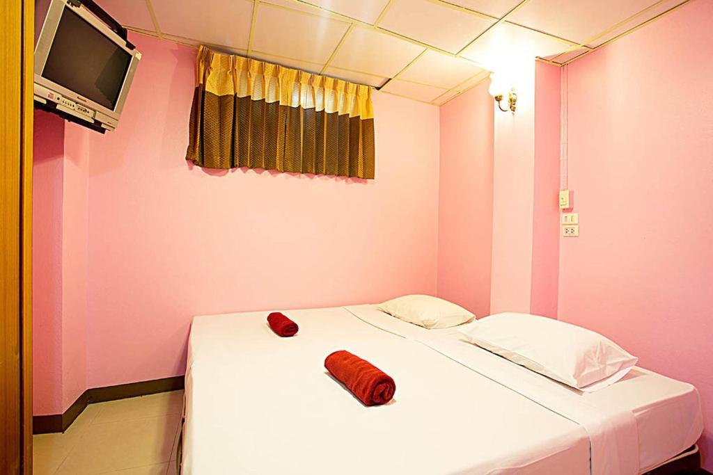 Four Sons Hotel Bangkok