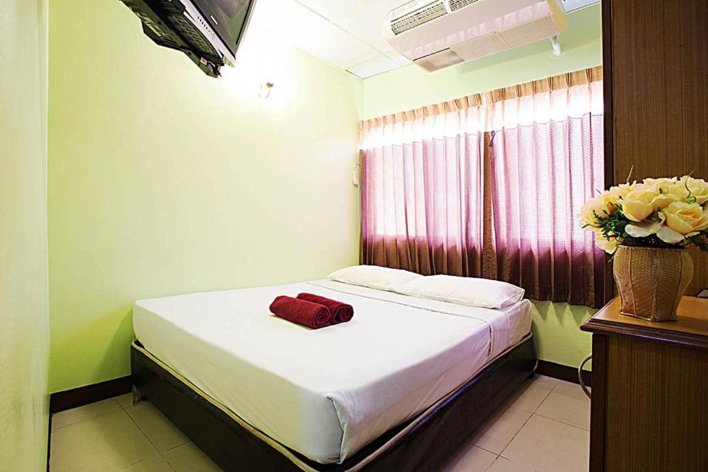 Four Sons Hotel 2*