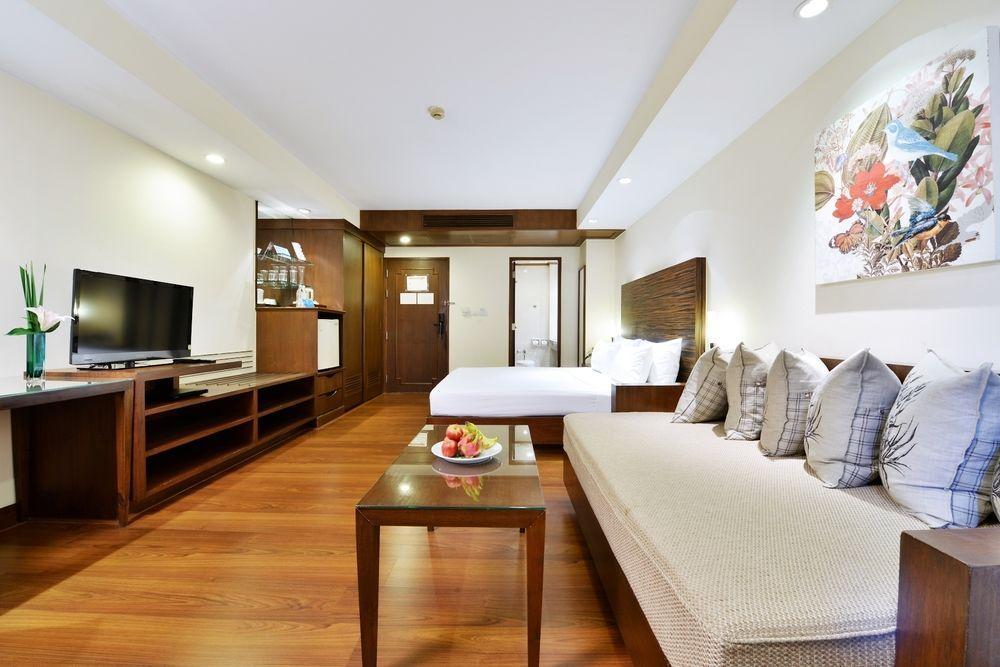 Hotel St. James Bangkok