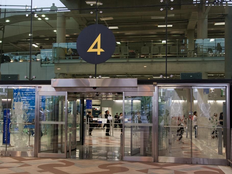 Silver Gold Garden, Suvarnabhumi Airport