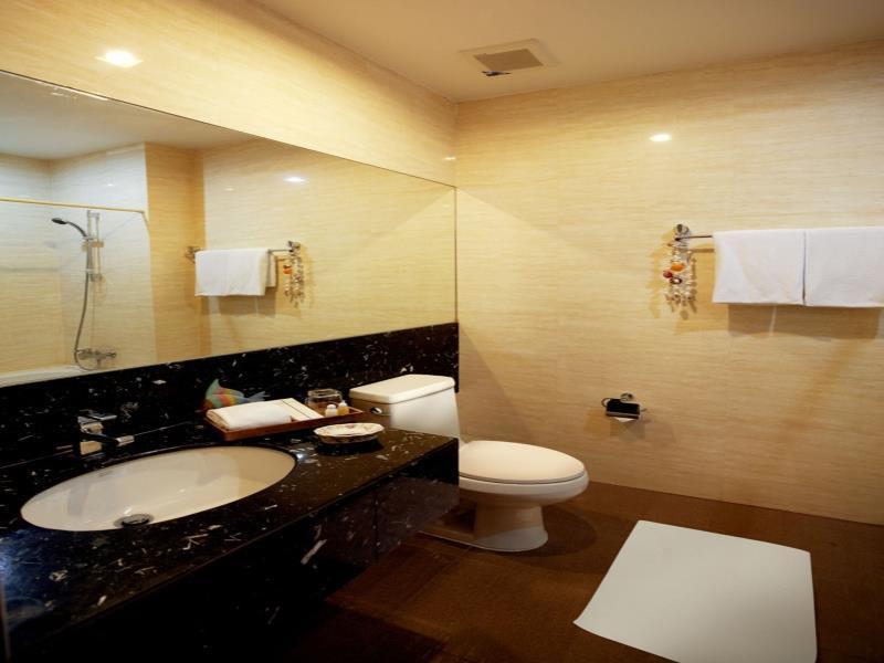 Hotel Icheck Soi 2 3*