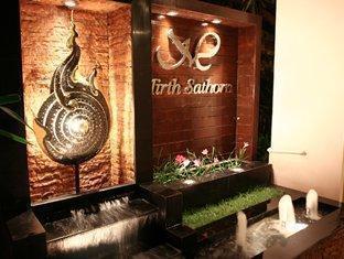 Hotel Mirth Sathorn Bangkok