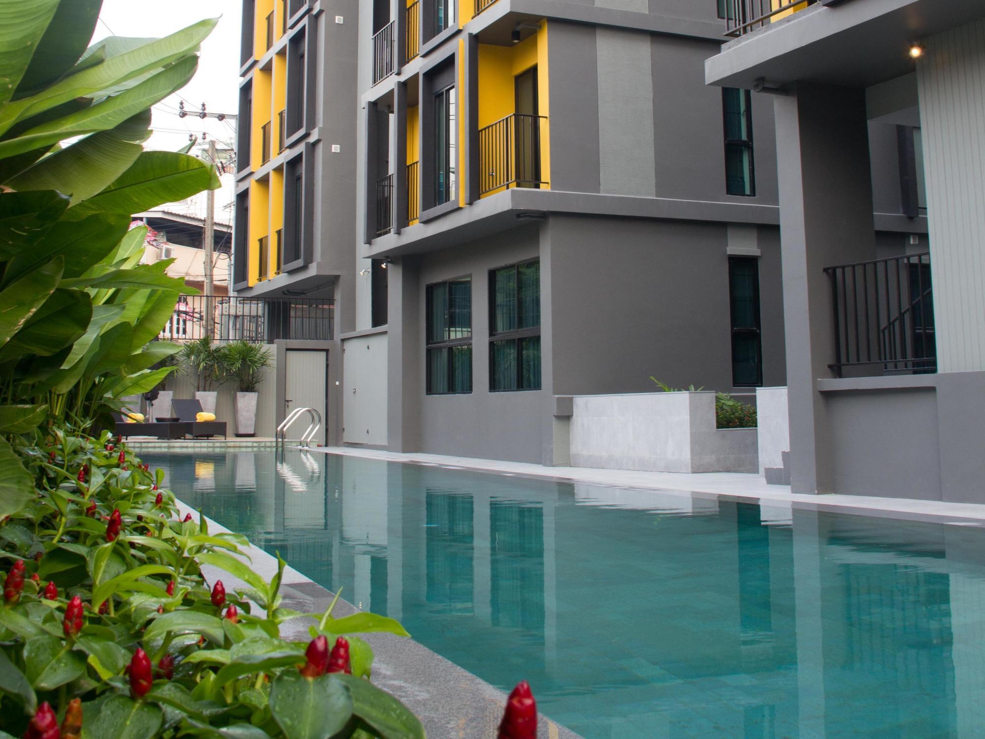 Hotel Isanook Bangkok