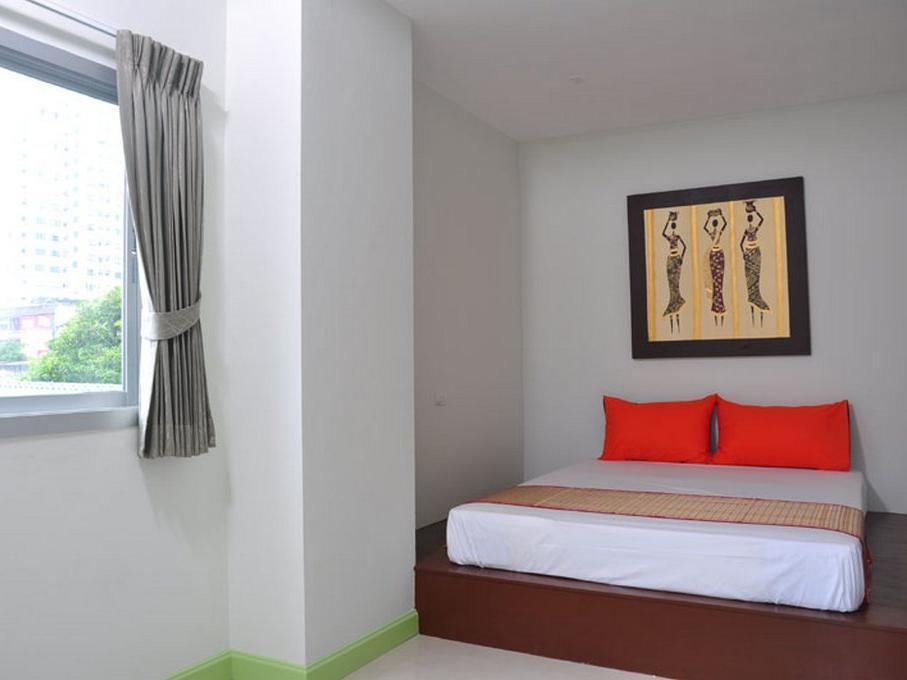 Golden On-nut Inn 3*