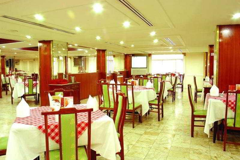 White Orchid Hotel 3*