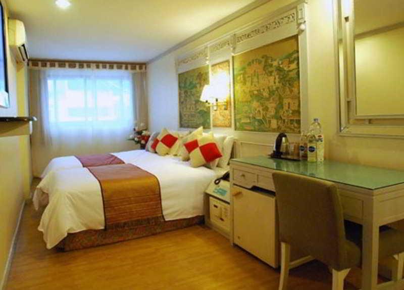Hotel Pratunam 3*