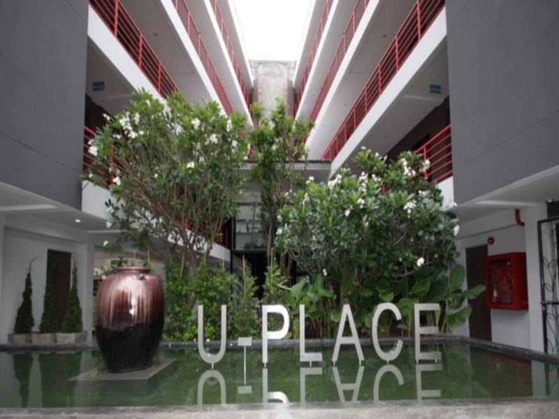 U Place Aparthotel 3*