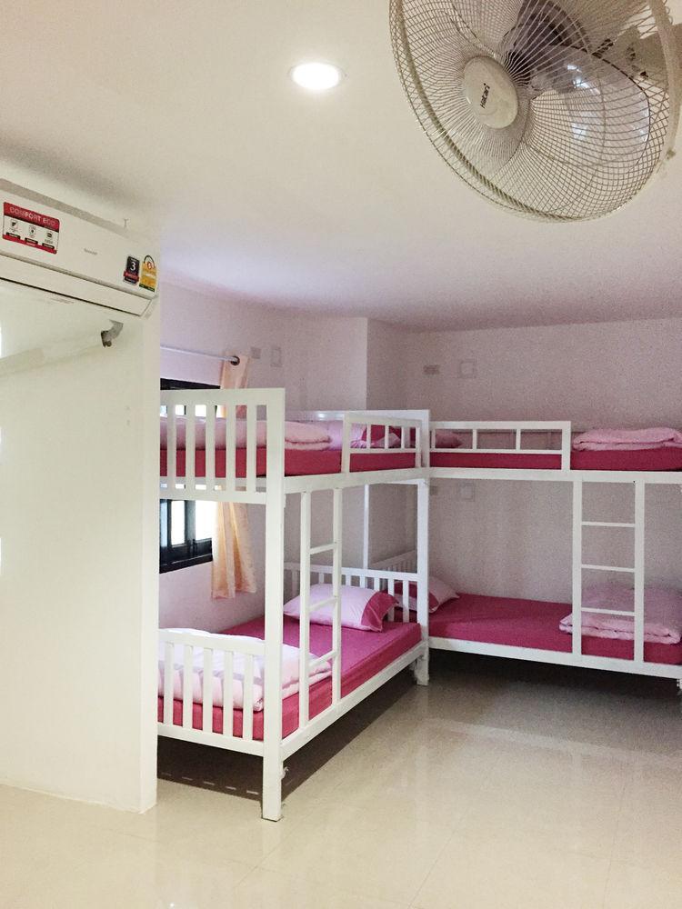 1sabai Hostel *