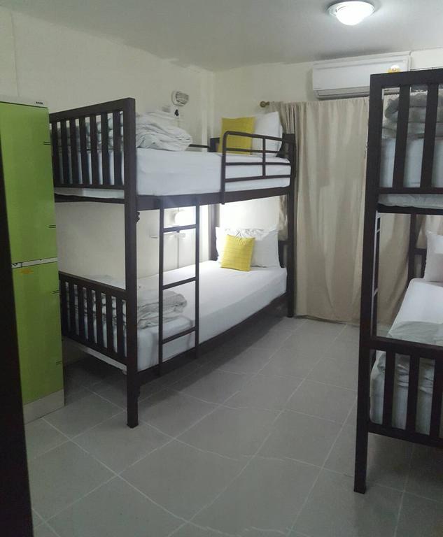 Albergue Asok Montri *