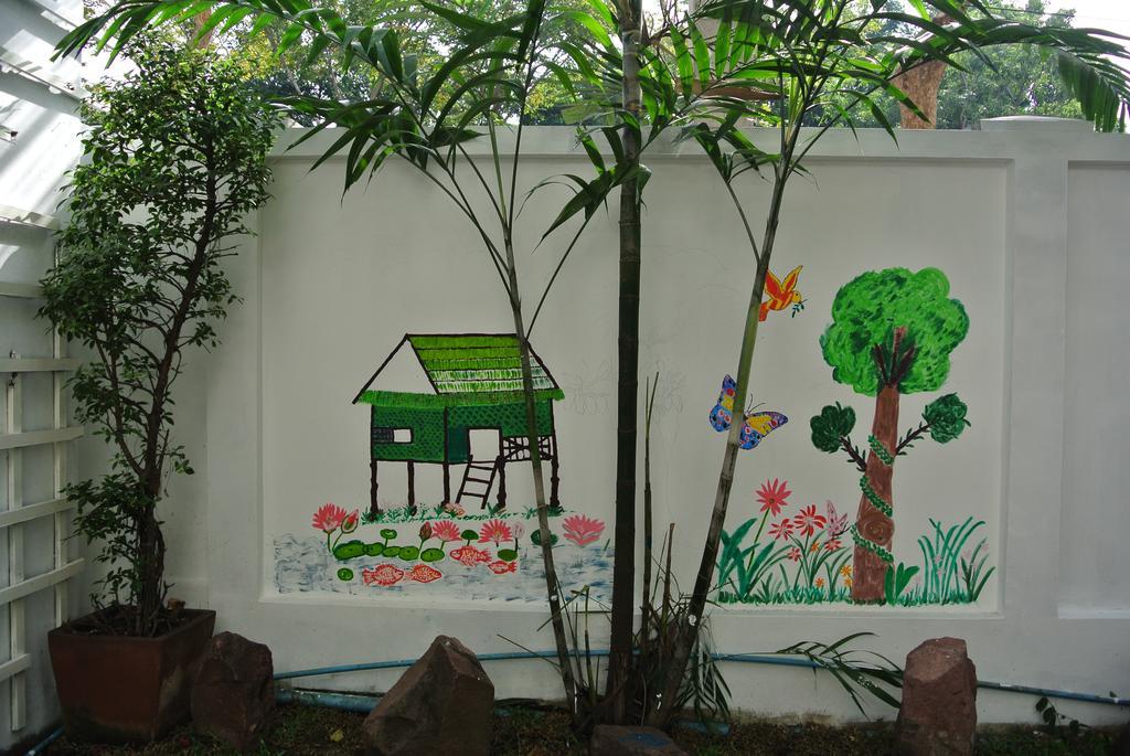 Coop Dopa Hostel *