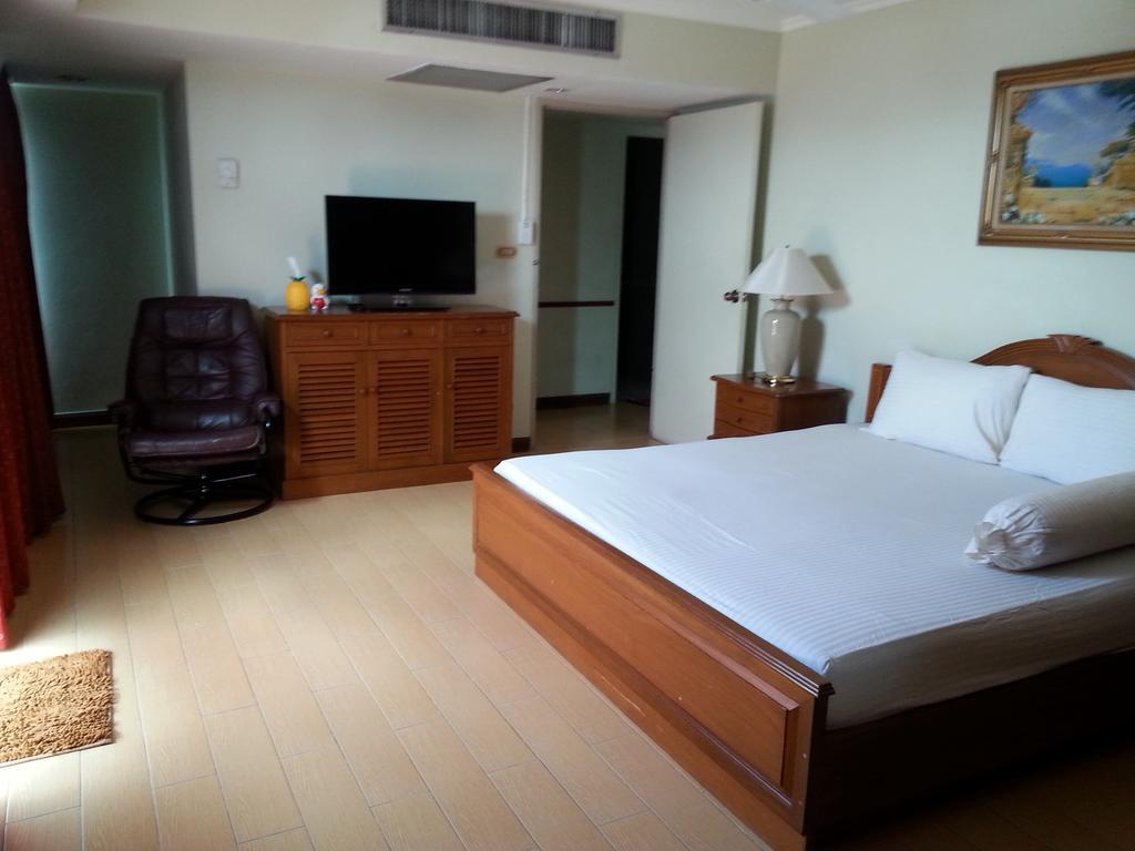 Omni Tower Sukhumvit Nana By Compass Hospitality *
