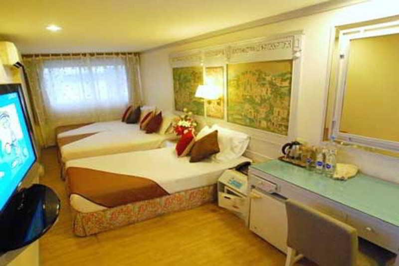 Pratunam Hotel 3*