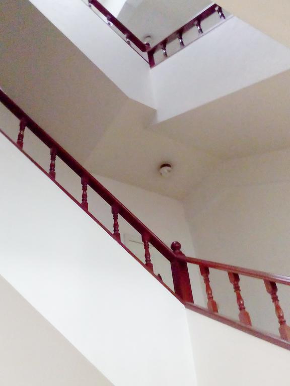 A Joy House - Kaset Nawamin Ferienhaus Bangkok