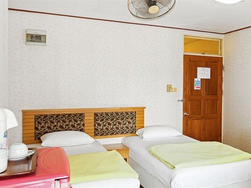 Hotel The Aiyapura Bangkok