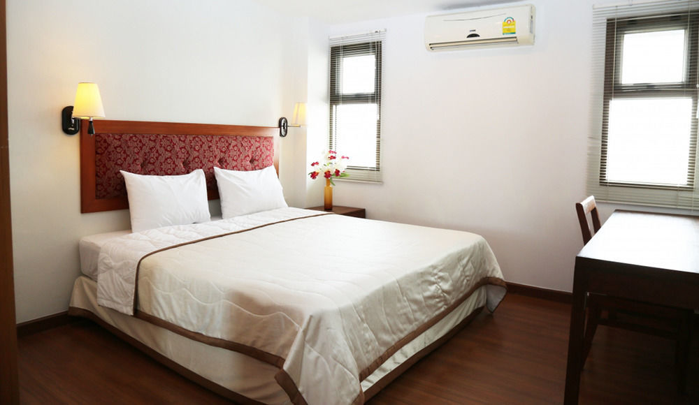 Lasalle & 3* Bangkok
