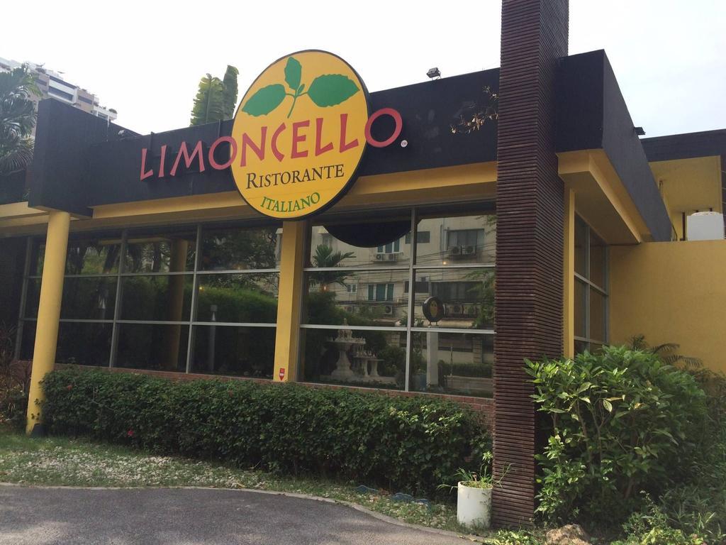 Apartment Near Bts Skytrain Free Wifi