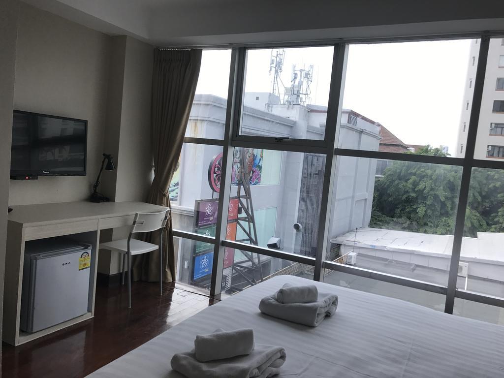 Snooze Thonglor Bangkok