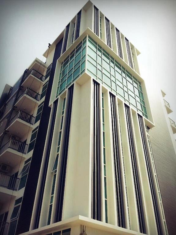 Hotel Wealth 30th 2*