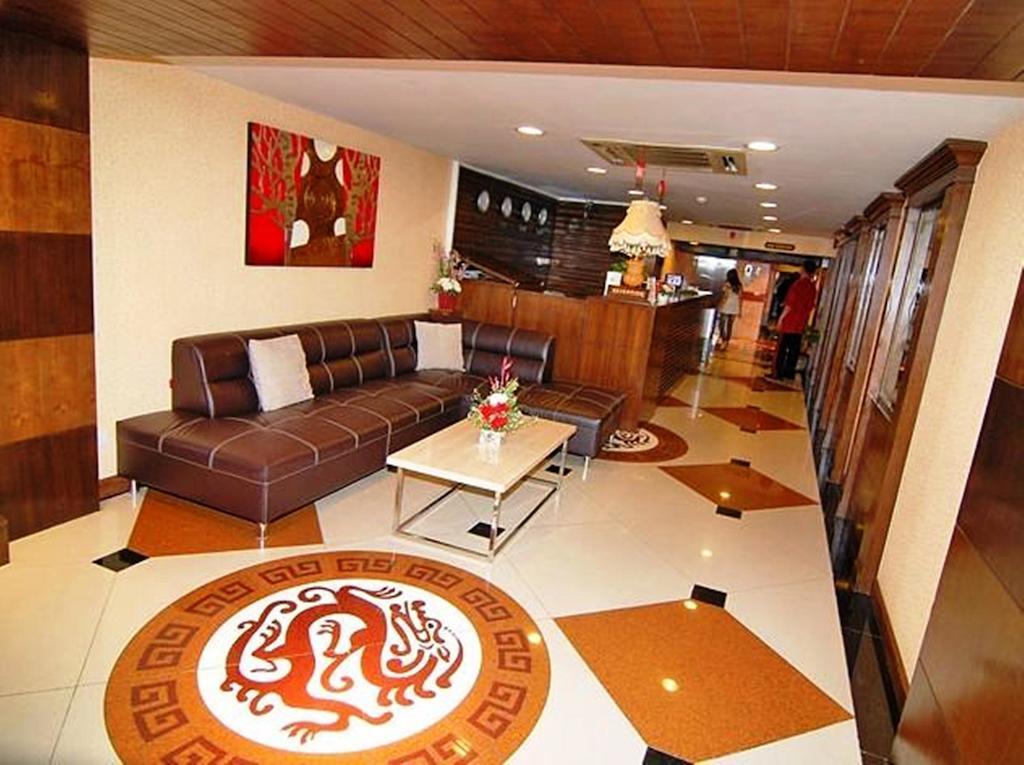 Hotel Grand Lucky 3*