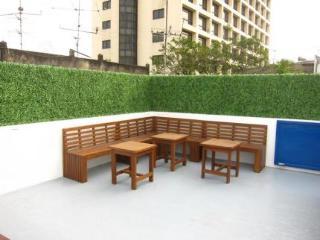 Jellybean Ezy Sathorn Hotel 2*